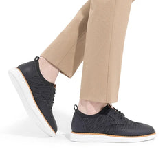 Elegant Stride-Men's Lace-Up Oxford Shoe